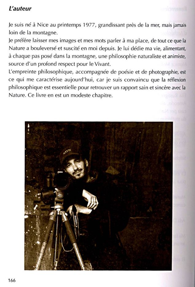 Présentation de Sylvain Rouah, auteur pour les textes et les photos de l'album d'artiste Mémoire des Maisons Mortes.